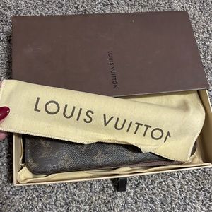 Louis Vuitton Insolite wallet